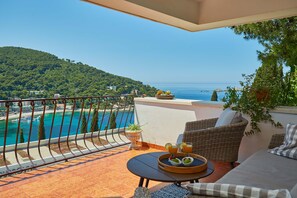 Property grounds - Silva superior 2BR apt with terrace & sea view (Dubrovnik)
