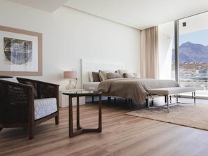5 bedrooms, in-room safe, iron/ironing board, WiFi - Luxury Holiday Home with infinity pool and views (Adeje)