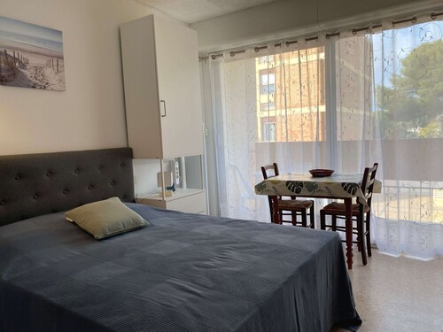 Cozy studio opposite the Thermal Baths with balcony