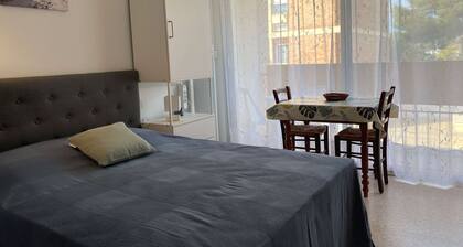 Cozy studio opposite the Thermal Baths with balcony