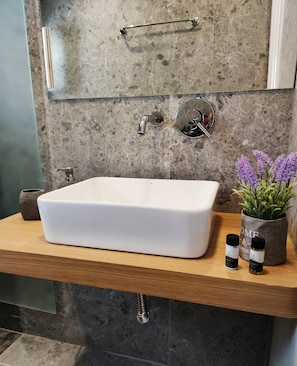 Bathroom - Anius Apartments (Mykonos)