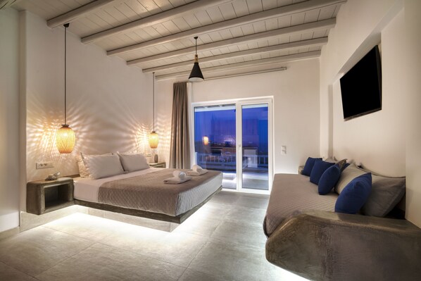 Deluxe Studio | Iron/ironing board, free WiFi, bed sheets