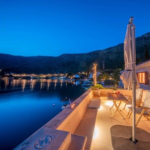 Outdoor dining - New luxury apartment Vala, Zaton (Dubrovnik)