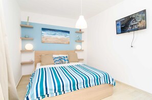 1 bedroom, iron/ironing board, free WiFi, bed sheets