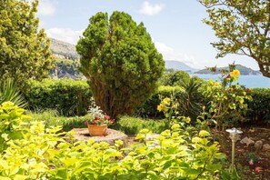 Property grounds - Perfect studio with garden next to Rixos Hotel (Dubrovnik)