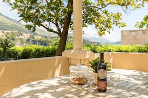 Utendørsservering