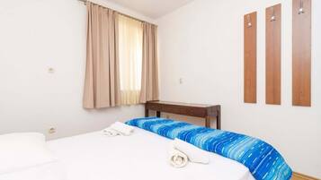2 bedrooms, free WiFi, bed sheets