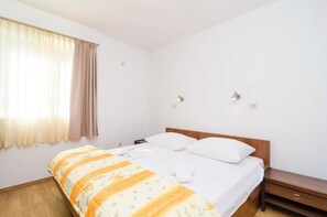 2 habitaciones, wifi gratis y ropa de cama 