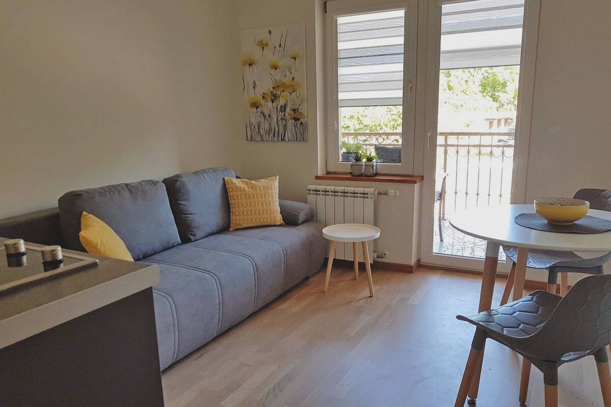 Apartment 3 | Living room | Flat-screen TV
