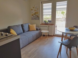 Apartment 3 | Living room | Flat-screen TV - Apartmani Magnolija (Siroki Brijeg)