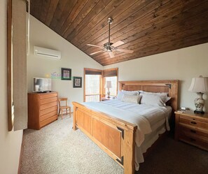 3 chambres, fer et planche à repasser, Wi-Fi gratuit, draps fournis