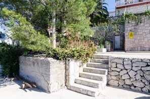 Property grounds - Palma Studio in Polače (Mljet)