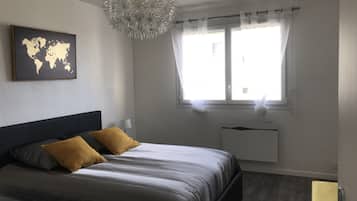 1 makuuhuone, silitysrauta/-lauta, vauvan matkasÀnky, ilmainen Wi-Fi