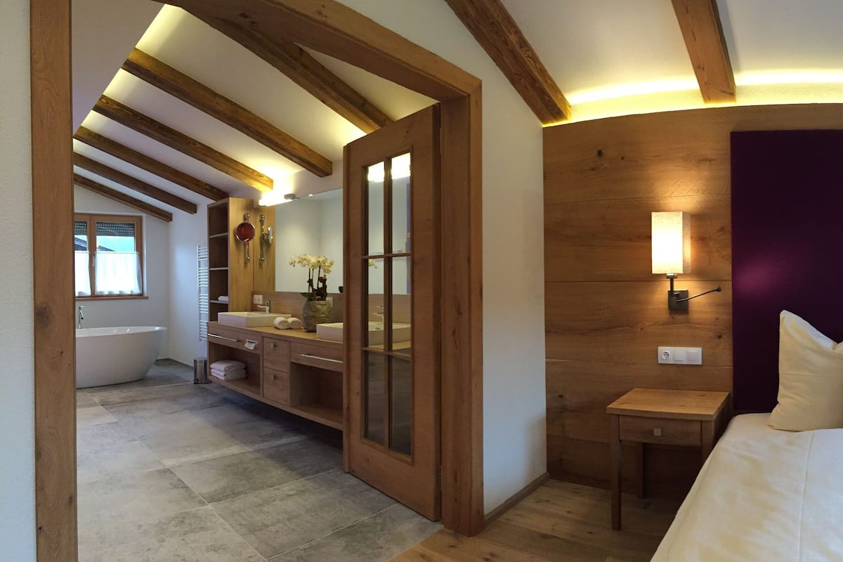 Deluxe appartement, 3 slaapkamers, terras (Rubin) | Gratis babybedden, gratis wifi, beddengoed
