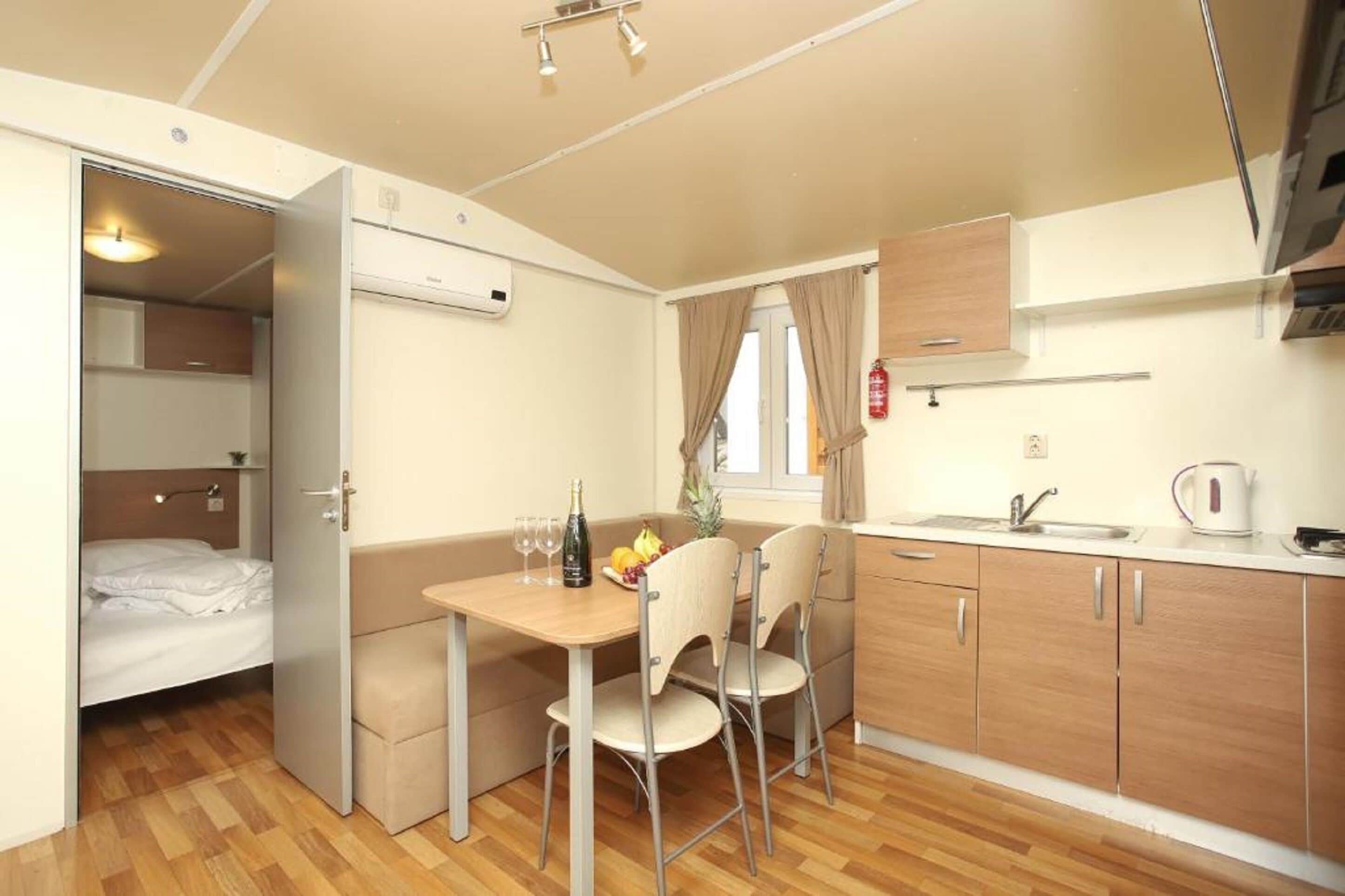 Mobil enhet - Superior - 2 sovrum | Vardagsrum | Platt-tv