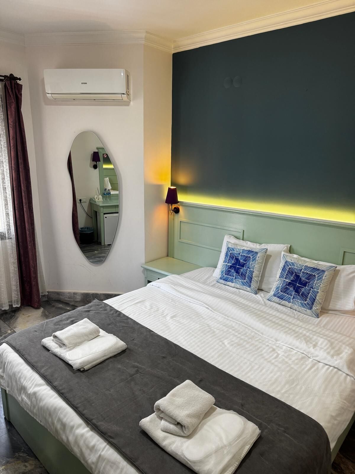 standard room, city view | 1 bedroom, premium bedding, minibar, desk