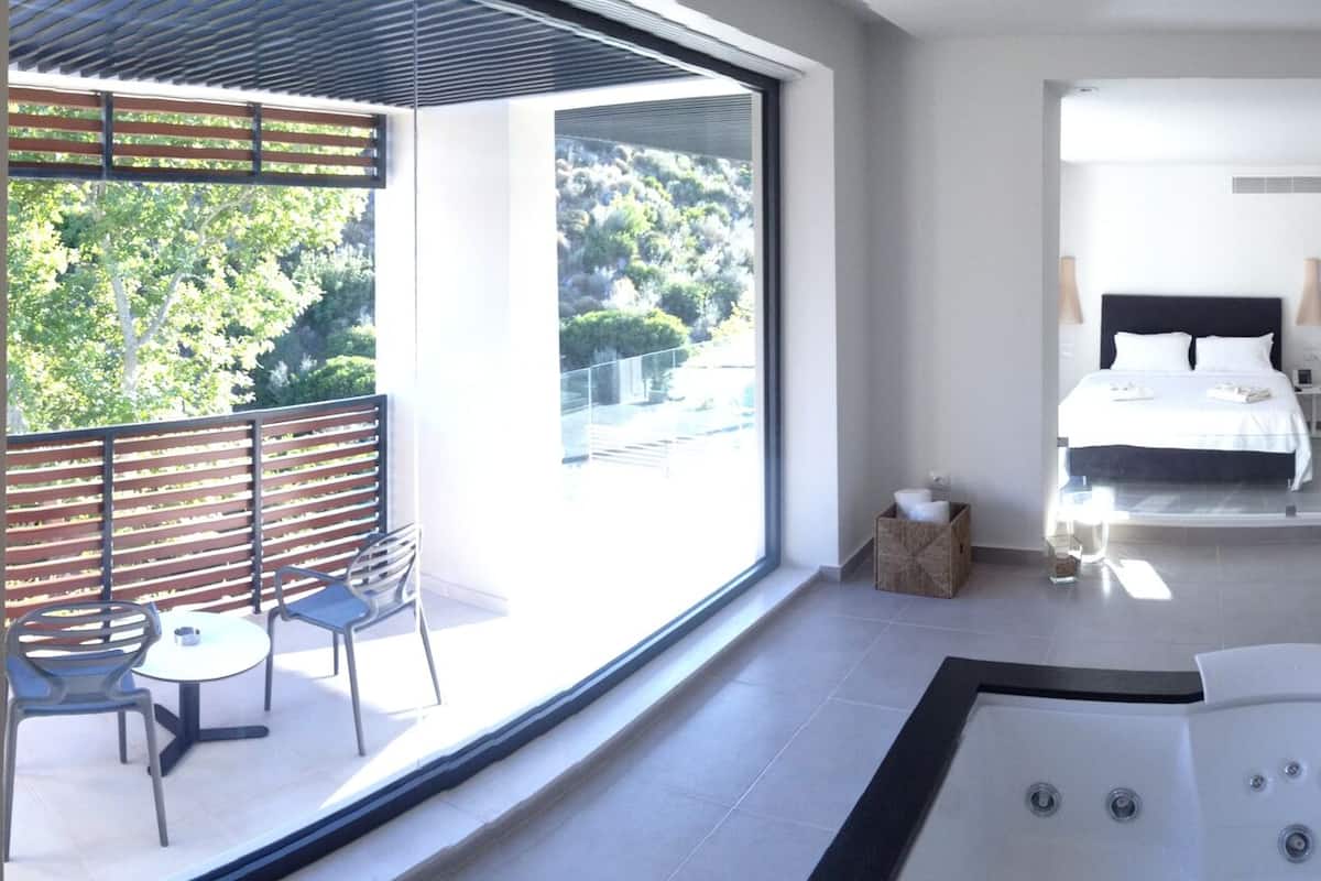 Suite, Private Pool | 1 bedroom, minibar, desk, laptop workspace