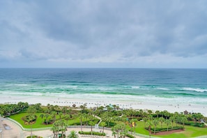 Condo, 3 chambres | Plage | Plage à proximité