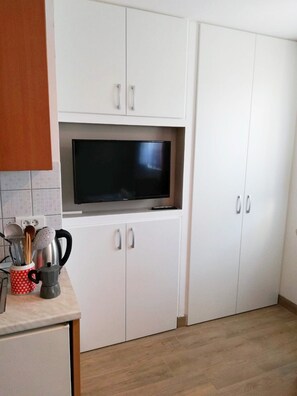 Interior - Apartments Manda, (16159), Valbandon, hr (Valbandon)