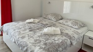 1 chambre, accès Internet, draps fournis