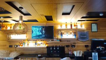 Bar (en el alojamiento)