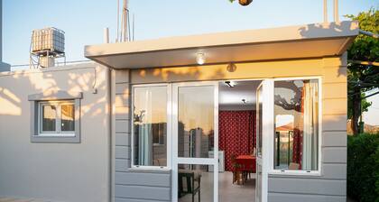 Petrakis Maisonette Near The Sea