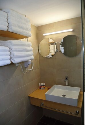 Apartamento | Lavabo del cuarto de baño