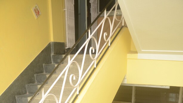 Staircase - CALCUTTA  LADIES  LODGE (Kolkata)