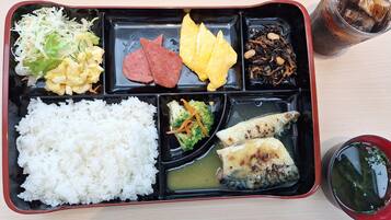 Daily Japanese breakfast (JPY 1300 per person)