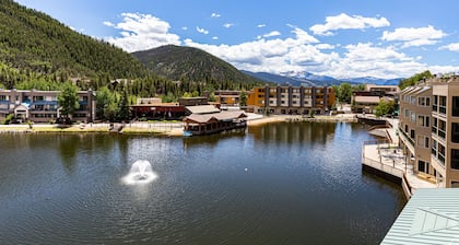 Lakeside Condo w/ Mountain & Lake Views from Balcony, Steps to Shops/Dining!