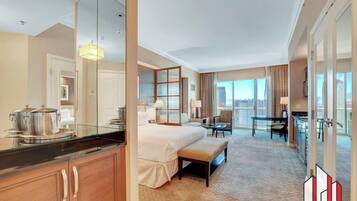 In-room safe, desk, iron/ironing board, free WiFi