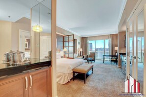 In-room safe, desk, iron/ironing board, free WiFi