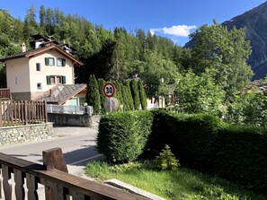 Property grounds - Relaxation and nature in the mountains (Courmayeur)