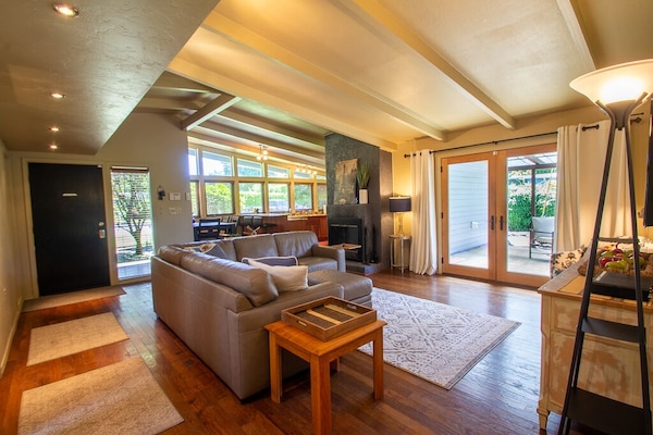 リビング エリア