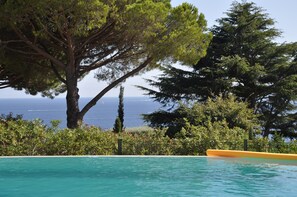 Outdoor pool, a heated pool - VILLA GIGARO SEA VIEW NEAR BEACHES (La Croix-Valmer)
