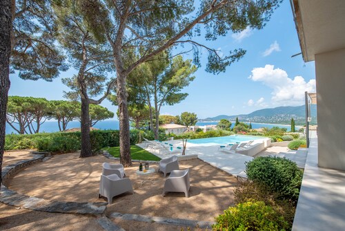 VILLA GIGARO SEA VIEW NEAR BEACHES