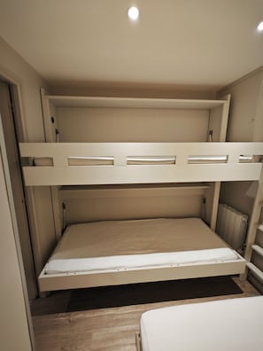 3 chambres, fer et planche Ă repasser, Wi-Fi gratuit