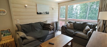 Arcs 1800: Renovated 3BR 🏔️ 4 Crystals + Parking Incl. 🚗 - Transarc 100m
