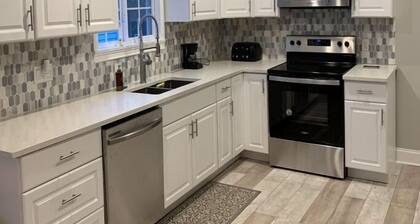 Luxurious Home in the Heart of Niagara Falls