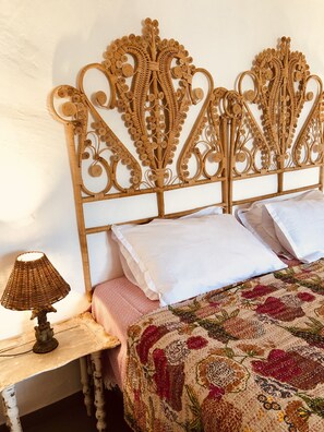 3 slaapkamers, een strijkplank/strijkijzer, wifi, beddengoed