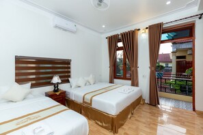 Habitación triple familiar | Escritorio y wifi gratis
