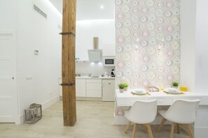 Private kitchen - GR Suites Boutique Catedral AP-C (Málaga)