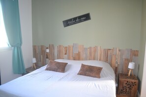 4 bedrooms, desk, iron/ironing board, travel crib - Maison Bertineau near Saint-Emilion (Néac)