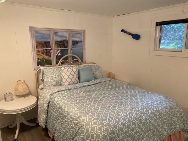 1 bedroom, in-room safe, desk, free WiFi