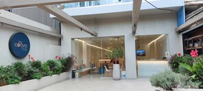 واجهة المنشأة