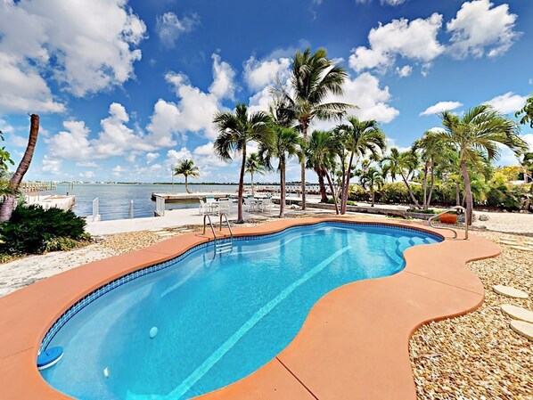 Pool - Little Torch Key Nest - Ocean view with pool (Little Torch Key)