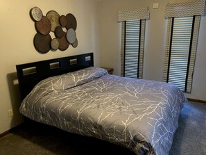 5 chambres, bureau, fer et planche à repasser, Wi-Fi gratuit