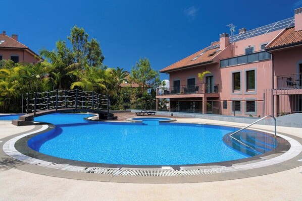 Pool - Santa Luzia Funchal View | 2br pool, ac & parking (Funchal)