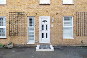 Exterior detail - Contemporary 1BDR Home 10 Mins from Hyde Park (London)