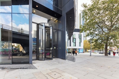 1BD Flat with City Views, Elephant & Castle